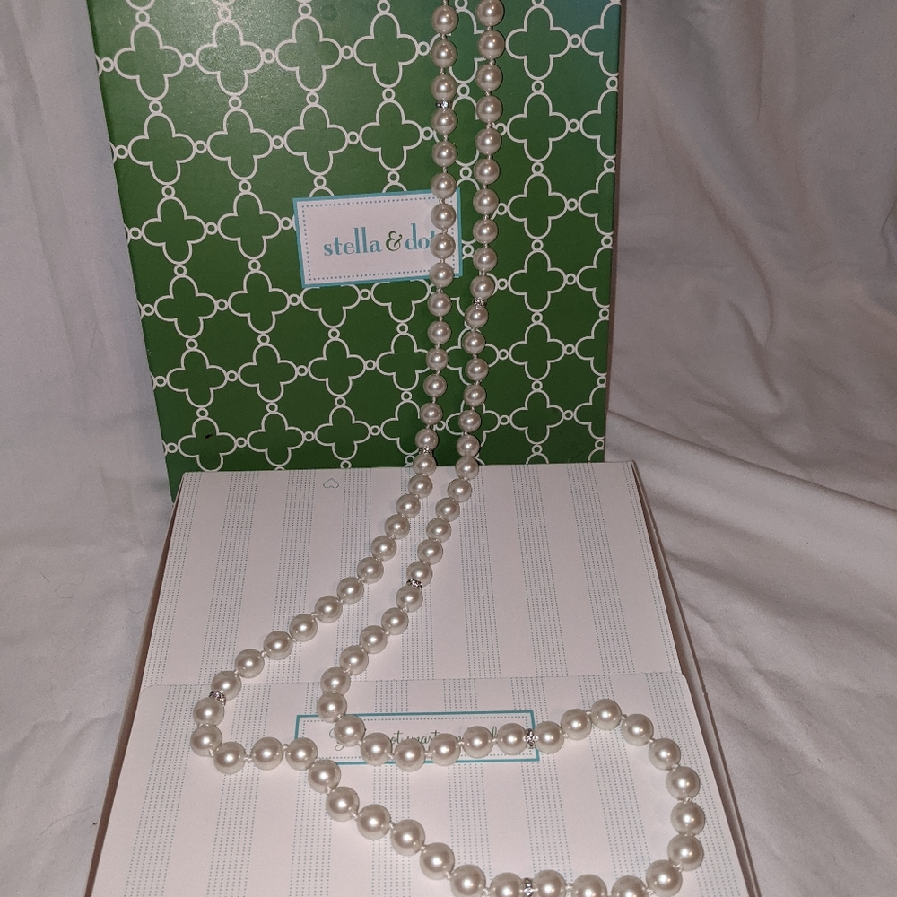 Stella and Dot "Pearl and Pave Rope Necklace".